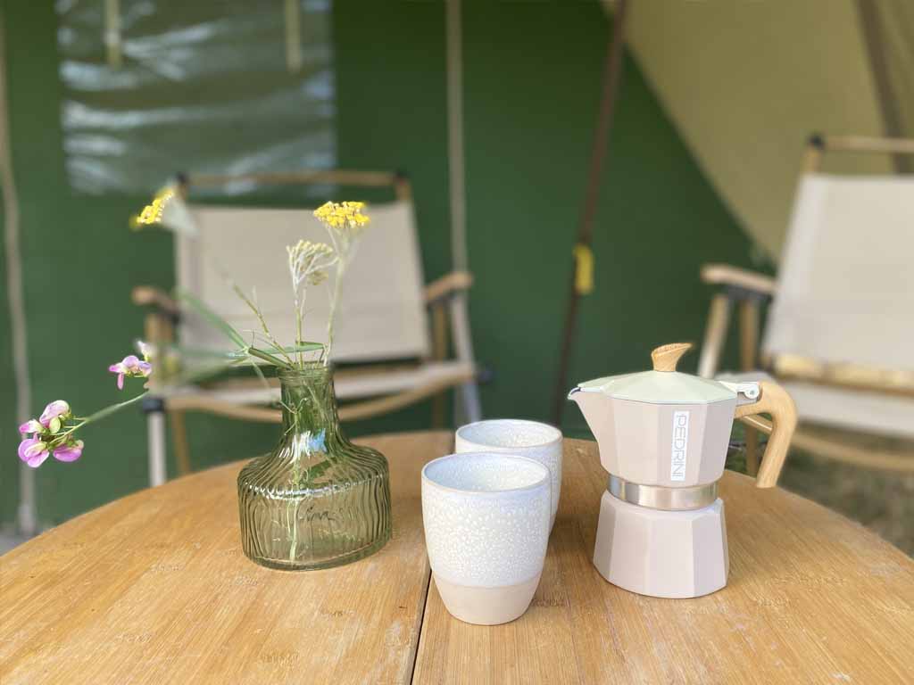 Details van de tentplek